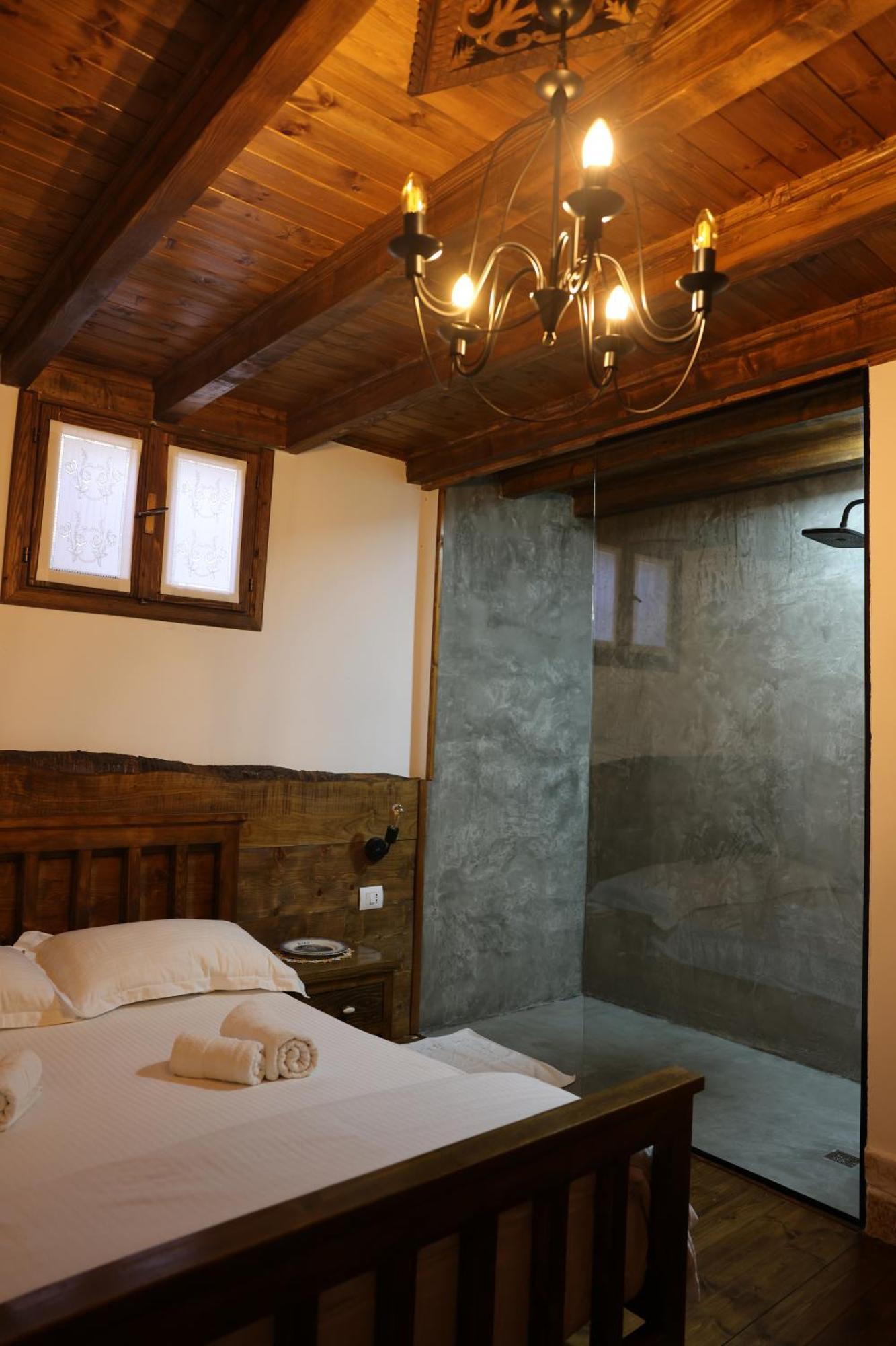 Anhel Hotel Берат Экстерьер фото